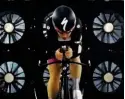  ??  ?? BELOW Tiffany worked on improving her TT position in the Specialize­d wind tunnel