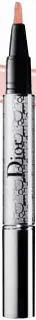  ??  ?? Skinflash Radiance Booster Pen Dhs205 Dior