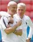  ?? — AFP ?? France’s head coach Didier Deschamps (right) jokes with assistant coach Guy Stephan during a training session at the Kazan Arena in Kazan on Friday.