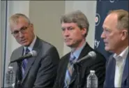  ?? SUBMITTED PHOTO — ZACK HILL ?? New Flyers general manager Chuck Fletcher looks on at an introducto­ry press conference Wednesday, flanked by team president Paul Holmgren, left, and Comcast-Spectacor CEO Dave Scott.