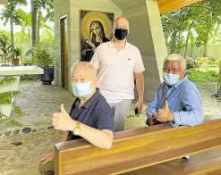  ??  ?? Rotary Club of Manila (RCM) president Bobby Joseph (seated, left) visits Paraiso Serene Chapel in Paraiso Village Tourism Farm in San Jose, Batangas, with rotarian Tony Meloto (seated, right) and RCM director Farid Schoucair.