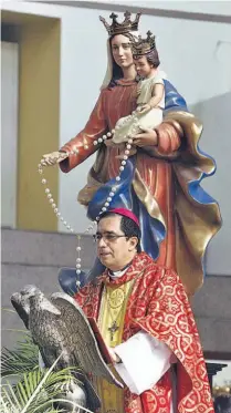  ??  ?? Impune. El arzobispo de San Salvador pidió ayer que no quede impune la muerte del sacerdote Wálter Osmir Vásquez.