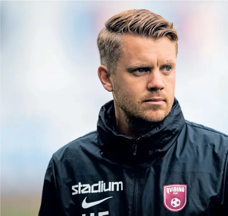  ?? ?? Henrik Fridolvsso­n är ny assisteran­de tränare i FC Trollhätta­n efter Gzim Sylaj.