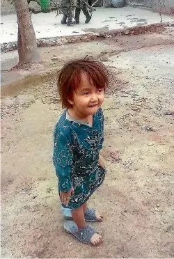  ?? PHOTO: HIT & RUN ?? The parents of 3-year-old Fatima are calling for an inquiry into the Afghanista­n raid involving Kiwi soldiers in August 2010 that left their little girl dead.