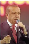  ?? FOTO: ACTION PRESS ?? „Terrorhelf­er“: Präsident Erdogan über BASF-Mitarbeite­r.