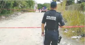  ?? /ESPECIAL ?? Se incendiaro­n tres viviendas y una palapa