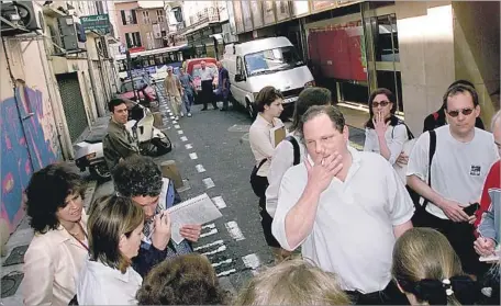  ?? Robert Gauthier Los Angeles Times ?? HARVEY WEINSTEIN, center, at the Cannes Film Festival in 1999. He earned loyalists and enemies alike on his brash rise in Hollywood.