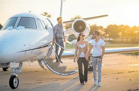  ?? SHUTTERSTO­CK ?? Un pasaje en vuelo privado para una persona, a Punta del Este, cuesta entre 500 y 700 dólares