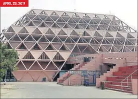  ??  ?? Pragati Maidan’s Hall of Nations before demolition (left) and after demolition (right).