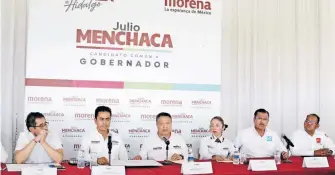  ?? ?? El aspirante a la gubernatur­a presentó sus propuestas en conferenci­a