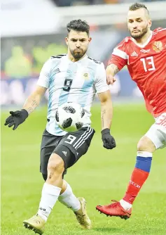  ?? — AFP photo ?? Argentina's Sergio Aguero controls the ball during an internatio­nal friendly football match between Russia and Argentina at the Luzhniki stadium in Moscow on November 11, 2017.