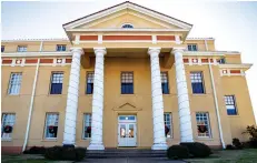  ?? Staff photo by Hunt Mercier ?? ■ Cass County Courthouse been in use since 1861. Antebellum courthouse in Texas.Itis the only existing