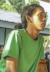  ?? SYAHRUL YUNIZAR/JAWA POS ?? PORTER: Muhammad Ashar alias Anca di Sembalun, Lombok Timur, Selasa lalu (31/7).