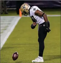  ?? (AP/Rex Arbogast) ?? New Orleans tight end Jared Cook celebrates his team-leading fourth touchdown catch Sunday against Chicago.