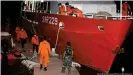  ??  ?? The crew aboard the missing Indonesian submarine has enough oxygen to last until Saturday