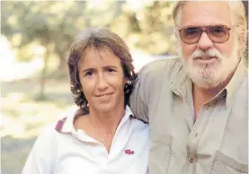  ??  ?? Otros tiempos. María Marta García Belsunce y Carlos Carrascosa.