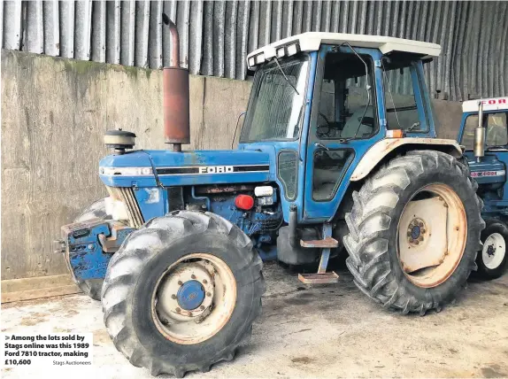  ?? Stags Auctioneer­s ?? Among the lots sold by Stags online was this 1989 Ford 7810 tractor, making £10,600