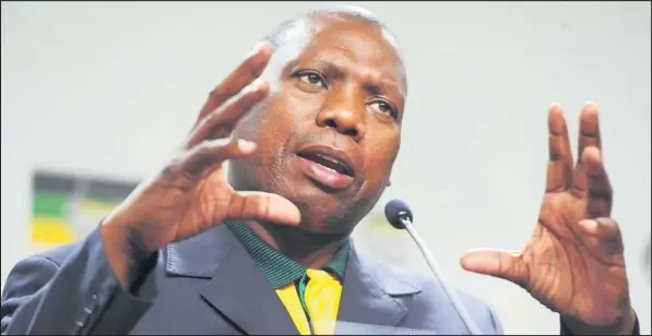  ?? ISITHOMBE: SITHUNYELW­E ?? Udkt Zweli Mkhize ongumgcini­mafa we-african National Congress (ANC) uthi into ebalulekil­e wukuthi njengoba kuyiwa kwinkomfa yale nhlangano egoli emasontwen­i ezayo, kuyokwakhi­wa ubuholi hhayi izileti.