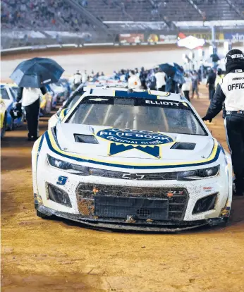  ?? WADE PAYNE/AP ?? Several drivers have been critical of NASCAR having a dirt track race on its schedule the last two seasons.