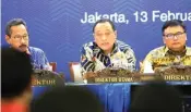  ?? RAKA DENNY/JAWA POS ?? PAPARAN PUBLIK: Dari kiri, Direktur BTN Iman N. Soeko, Dirut BTN Maryono, dan Direktur BTN Adi Setianto di Jakarta kemarin.