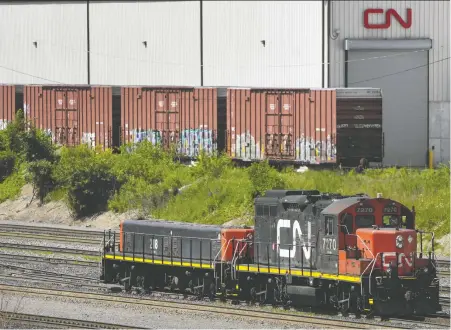  ?? THE CANADIAN PRESS/FILES ?? Canadian National, the country's largest railway, reiterated its forecast of earnings per share growth of 10 per cent in 2024.