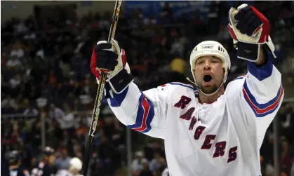  ?? ?? Chris Simon during his time with the New York Rangers. He played for six other NHL franchises.Photograph: Ed Betz/AP