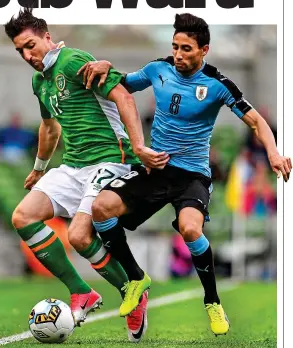  ?? SPORTSFILE ?? Total control: Stephen Ward shields the ball from Uruguay’s Jonathan Urretavisc­aya at Aviva Stadium on Sunday