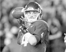  ?? YOUNG KWAK/ASSOCIATED PRESS ?? Washington State QB Luke Falk has been outstandin­g this season, passing for 1,718 yards and 16 touchdowns with two picks. He’s looking to improve to 3-0 against Oregon.