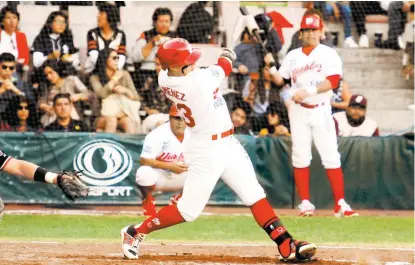  ??  ?? Daniel Jiménez debutó el sábado con los Diablos