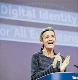  ?? Stephanie Lecocq / AFP ?? La comisaria europea de la Competenci­a, Margrethe Vestager, ayer.