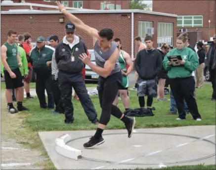  ?? COURTESY MIDVIEW ATHLETICS ?? Midview senior Dylan Kendle has returned from a broken neck playing football to compete in track and field this season.