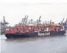  ?? FOTO: DPA ?? Containers­chiff im Hafen.
