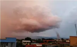  ?? FACEBOOK ?? El fenómeno fue visto desde varios puntos de Heredia.