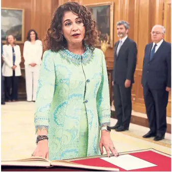  ??  ?? Spain’s new Budget Minister Maria Jesus Montero takes her oath of office.