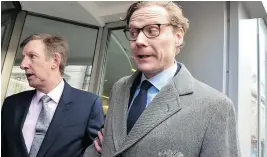  ?? MATTHEW CHATTLE / BARCROFT IMAGES / BARCROFT MEDIA VIA GETTY IMAGES ?? Chief executive of Cambridge Analytica Alexander Nix arrives at the office near Holborn, England earlier this year.