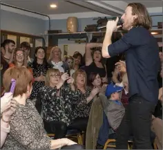  ??  ?? Jonathan Fogarty getting the crowd all riled up as Declan Nerney.