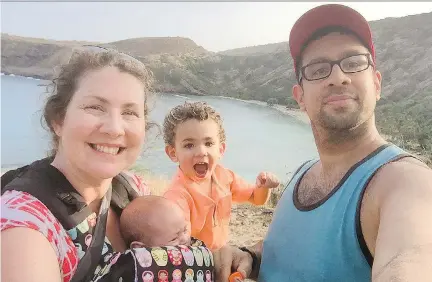  ?? PHOTOS: JULIE OLIVER ?? Lesley Spencer, left, and husband Rohit Saxena are speaking out about their grief over the sudden death of their daughter, Jaya, who was almost six months old. Spending time with their son Navin, 3, helps them deal with their grief.