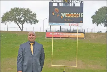  ?? Grambling State Athletics ?? Jackson to lead Grambling State: Grambling State football coach Hue Jackson poses for a picture on Friday after being hired by the school to be its new football coach.