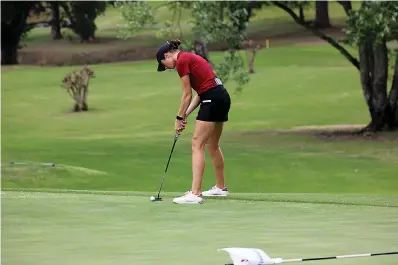  ?? The Sentinel-Record/James Leigh ?? ■ Henderson State’s Gracen Blount, a Lakeside grad, putts on the 18th hole on the Park Course at Hot Springs Country Club in the NCAA Division II Central Regional on May 2.