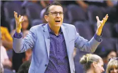  ?? Ross D. Franklin / Associated Press ?? Connecticu­t Sun coach Curt Miller argues with officials during a game against the Phoenix Mercury in August.