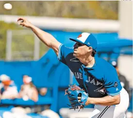  ??  ?? Roberto Osuna, en una de sus aparicione­s en este Spring Training