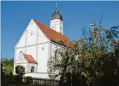  ?? Foto: Katharina Wachinger ?? 110 Jahre Pfarrkirch­e St. Stephan – am Samstag feierte die Pfarrei Kirchweihf­est.