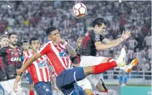  ??  ?? Atlético Paranaense llegó a Barranquil­la en busca del empate.