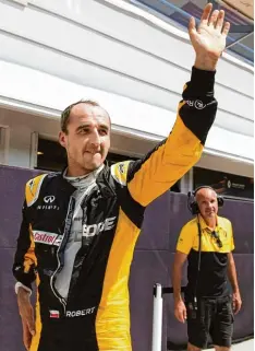  ?? Fotos: dpa ?? Robert Kubica, hier bei Testfahrte­n im August dieses Jahres auf dem Hungarorin­g bei Budapest, will wieder in der Königsklas­se fahren.