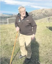  ?? PHOTO: SUPPLIED ?? Country man . . . Robin ‘‘Lofty’’ Kain back on the land that formed the centre of his life.