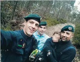  ??  ?? Guardas que encontrara­m Martim tiraram uma selfie no local