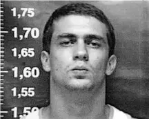  ??  ?? Pedro Machado Lomba Neto, o Pedro Dom, ao ser preso, em 2001