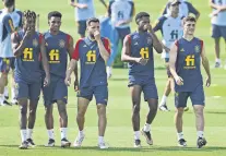  ?? ?? Spanish players attend a training session in Doha, Qatar, Nov. 21, 2022.