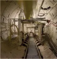  ??  ?? Salini Impregilo.Il tunnel idraulico di 12 Km in costruzion­e a Buenos Aires