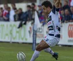  ?? (foto Guarise) ?? Il rugbista Aristide Barraud, 26 anni, apertura del Marchiol Mogliano, tra i feriti delle stragi parigine